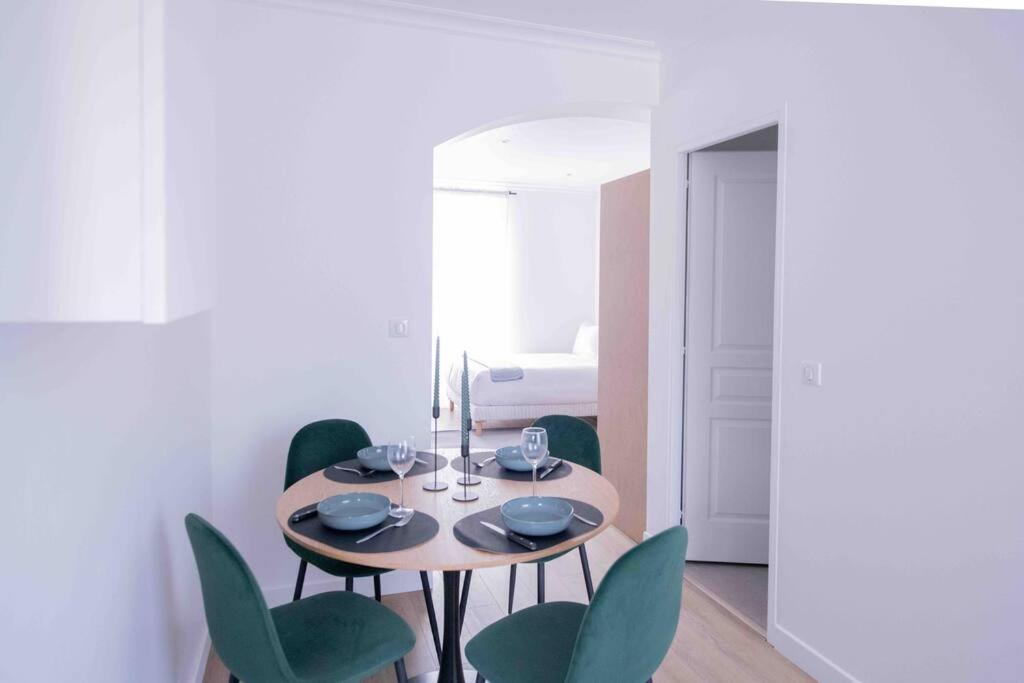 Le Joli - Parking Gratuit, Wifi, Rer C Apartment Choisy-le-Roi